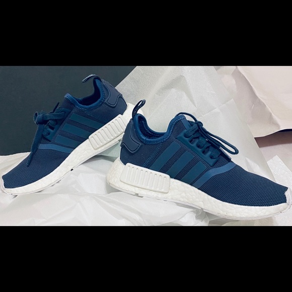 SOLD!!! SOLD!! GORGEOUS ADIDAS NMD R1 BLUE WHITE. - Picture 3 of 6